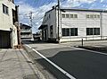 東側　前面道路...