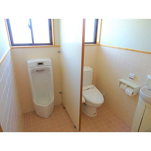 トイレを拡大表示
