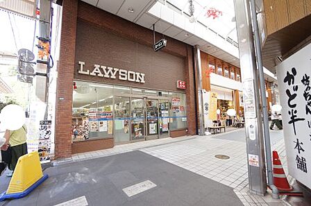 【コンビニエンスストア】ローソン　道後ハイカラ通店まで356ｍ