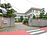 周辺：伊予市立郡中小学校 2633m