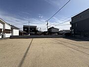 堀江駅まで徒歩約8分です♪松山駅含め広範囲への移動がしやすい駅です♪