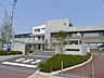 周辺：松山市立余土中学校 382m