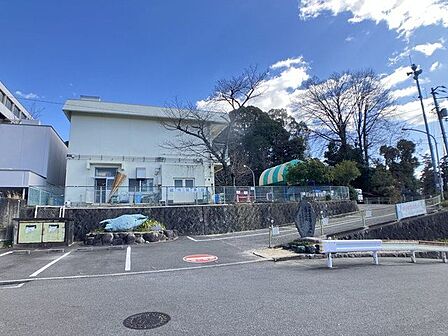 道後保育園 624m