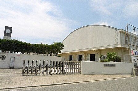 松山市立久米中学校 1617m
