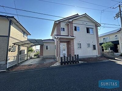 外観:松山市石風呂町にあります、4LDK中古戸建です♪ 外観:松山市石風呂町にあります、4LDK中古戸建です♪