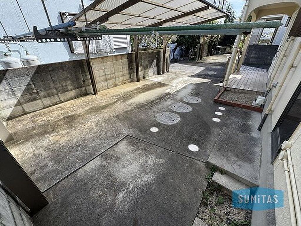 Image 10