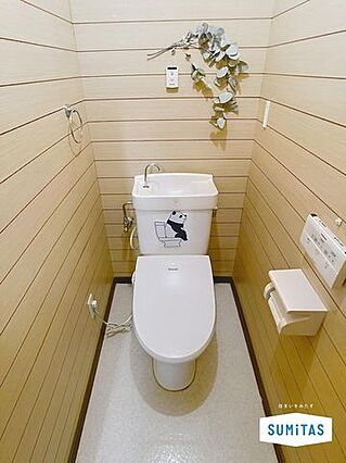 トイレで考え事...