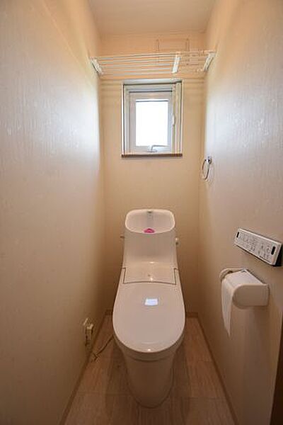 トイレを拡大表示