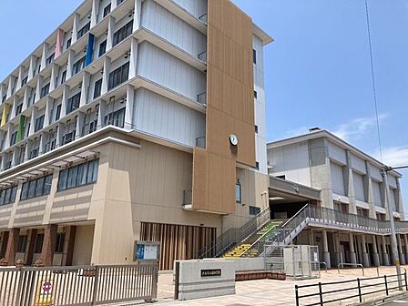 大分市立碩田学園 482m