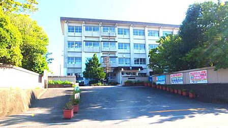 大分市立大東中学校 1240m