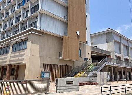 大分市立碩田学園 616m