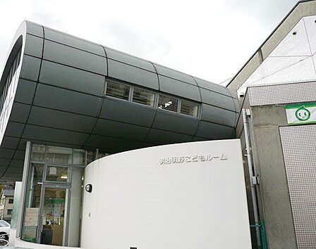 大分市役所子どもすこやか部　福祉事務所・子育て支援課・明治明野こどもルーム 946m