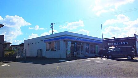 ローソン大分駄原店 571m