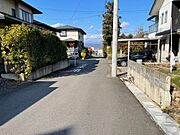 前面道路は陽当たりの良い南道路♪幅員が6.0mとゆったりしています♪