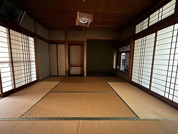 室内