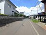 外観：【前面道路】西野エリア、64坪超の整形地。解体更地渡しで建築スムーズ。