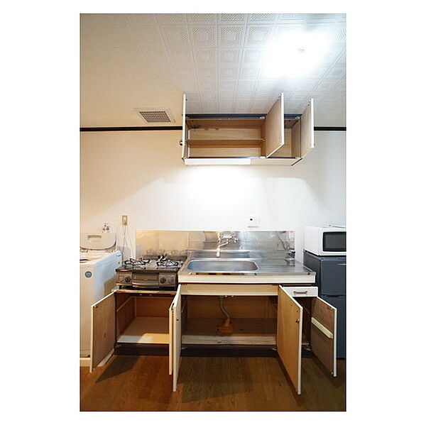 画像17:食器や調理器具を効率良く収納出来ます