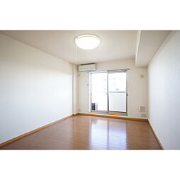 オーセント赤塚 103 1階ワンルームのリビング/ダイニング