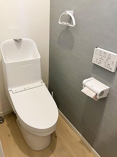 トイレを拡大表示