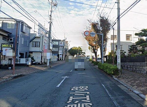 周辺を拡大表示