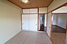 寝室：和室6帖