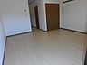 室内：9帖の広いお部屋