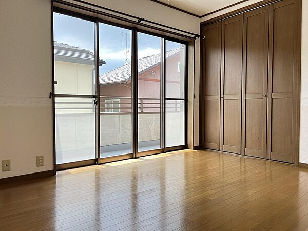 洋室を拡大表示