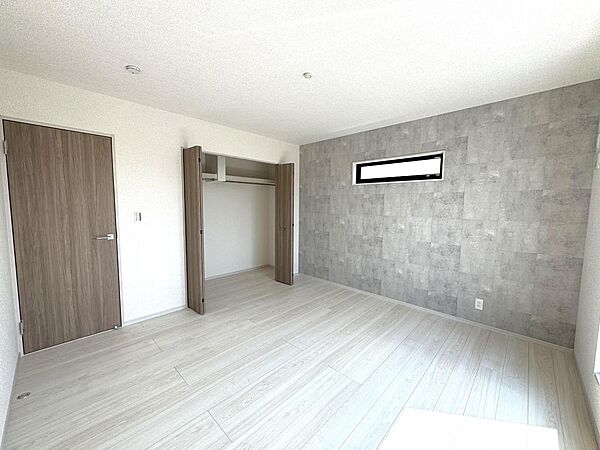 洋室を拡大表示
