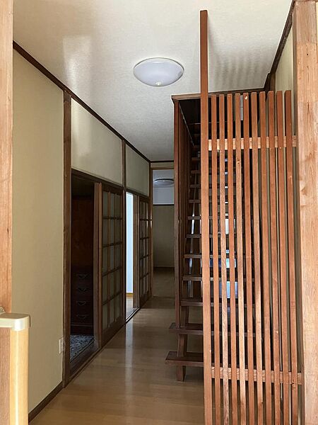 玄関を拡大表示