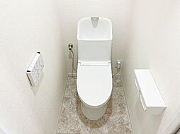 [トイレ] 新規・温水洗浄トイレ交換致しました。