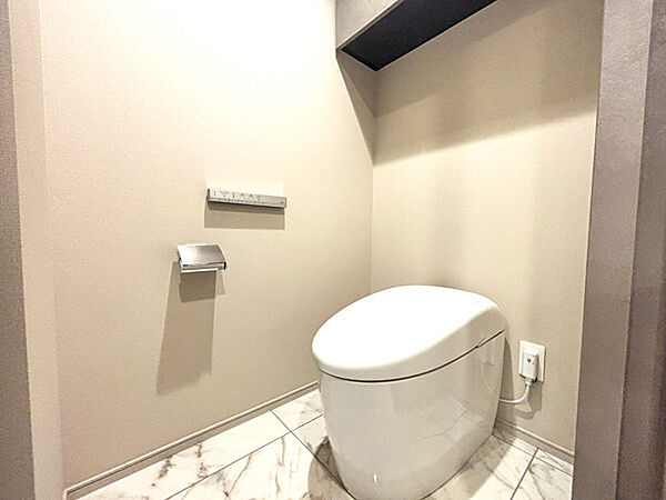 トイレを拡大表示