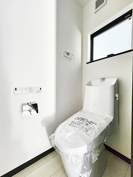 トイレを拡大表示