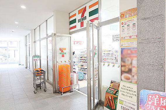 セブンイレブン...