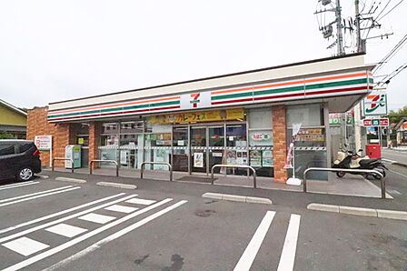 セブンイレブン横浜東希望が丘店まで約630m(徒歩8分)