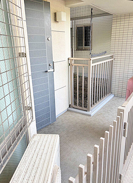 玄関を拡大表示