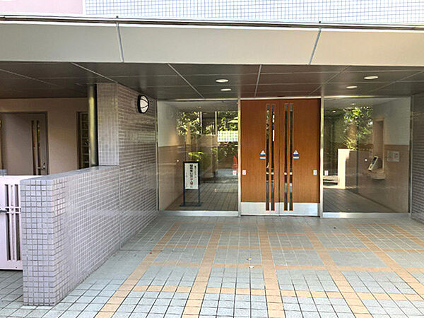 エントランスを拡大表示