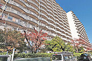 保育園・小学校まで徒歩3分圏内　小さなお子様も安心です