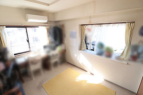 2面採光のある...