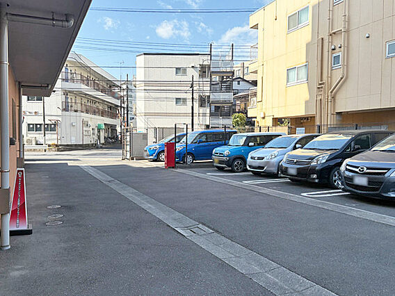 敷地内駐車場