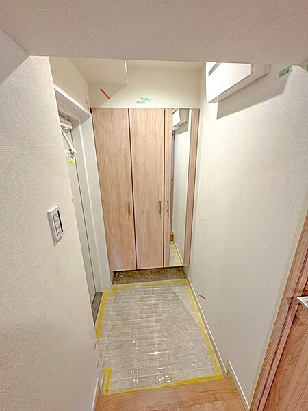 玄関を拡大表示