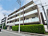 外観：低層マンションならではの落ち着きと品格を感じられる佇まいです。