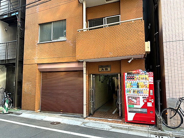 エントランス ハピーハイツ入谷 4階/-