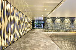 2014年築、三菱地所レジデンス分譲×大林組施工の地上15階建てマンション