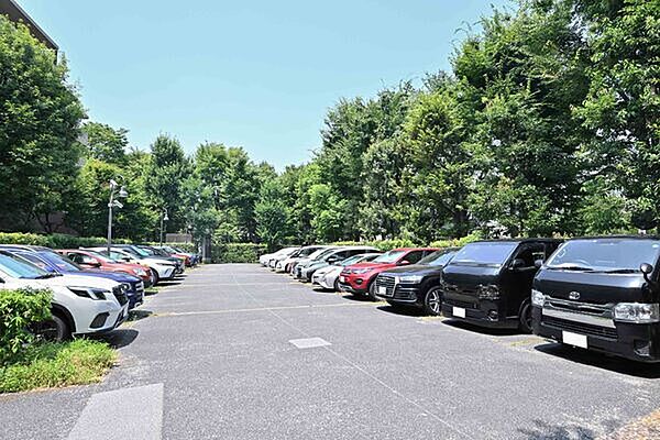 駐車場を拡大表示