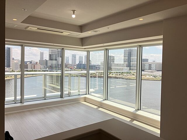 リビング/ダイニング ザ・パークハウス晴海タワーズクロノレジデンス 14階/-