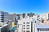 周辺：10階部分、眺望・通風良好な住戸です。仕事や家事の合間の際、景色を見てリラックスできそうです。【住戸からの眺望】