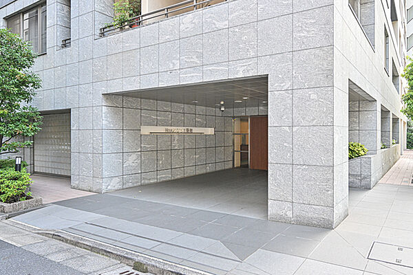 エントランスを拡大表示