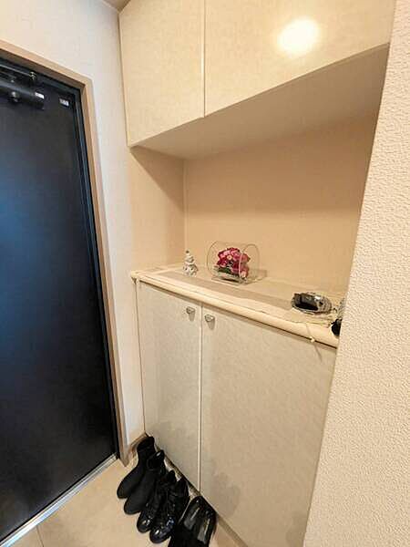 玄関を拡大表示