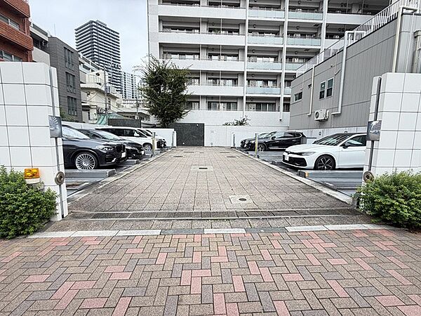 駐車場を拡大表示