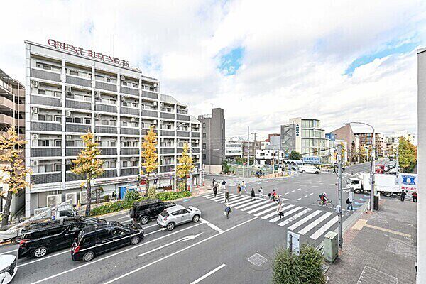 周辺を拡大表示